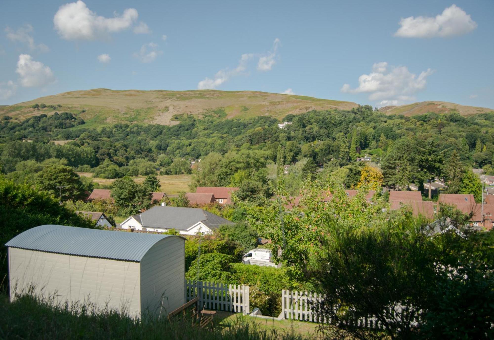 Hilltop Hut Church Stretton Eksteriør bilde